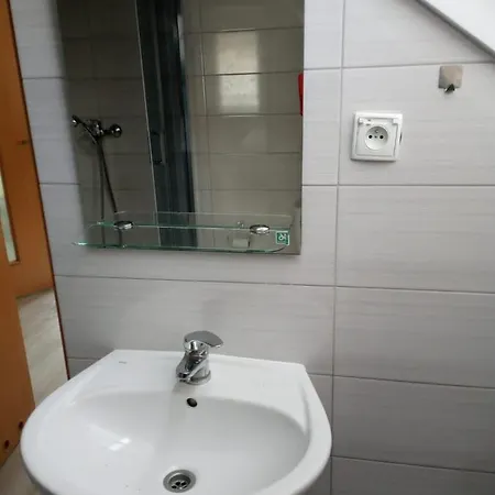 Goscinne Tomasz Homestay Miedzywodzie