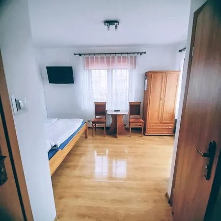 Goscinne Tomasz Rum i privatbostad *
