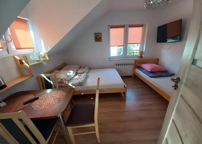 Quarto em Acomodações Particulares Goscinne Tomasz *