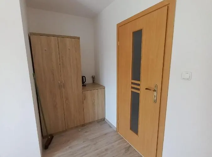 Quarto em Acomodações Particulares Goscinne Tomasz *