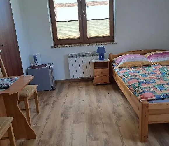 Goscinne Tomasz Quarto em Acomodações Particulares Międzywodzie